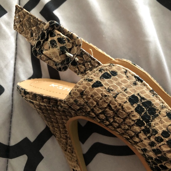 Snake print peep toe heels - Picture 5 of 9